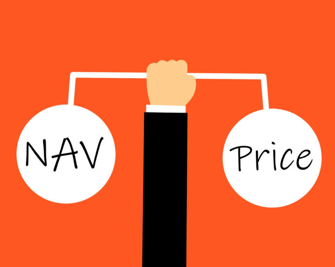 Drawing of balance between NAV and Price