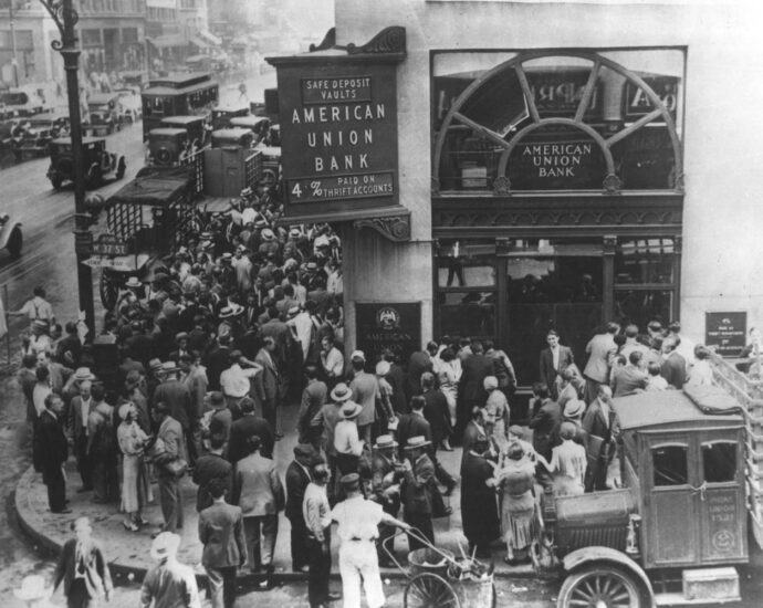 bank run American Union Bank b/w photo 1932