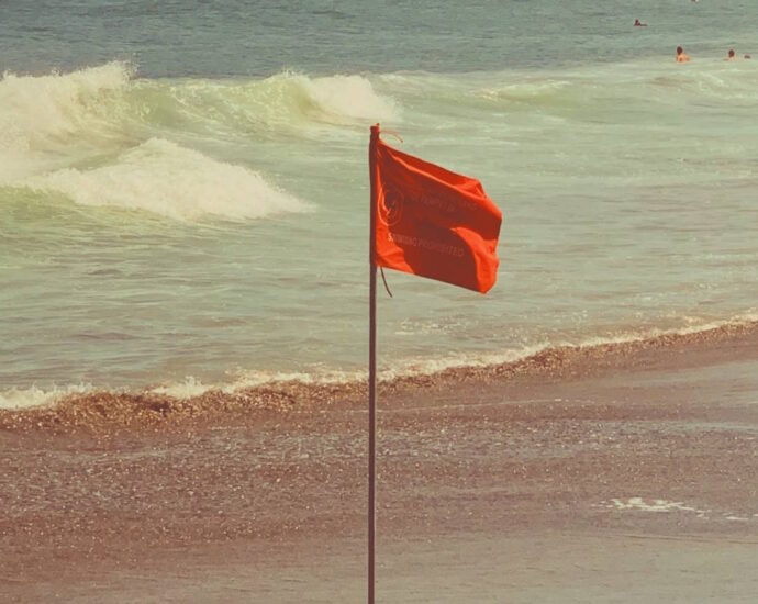 Red flag at beach